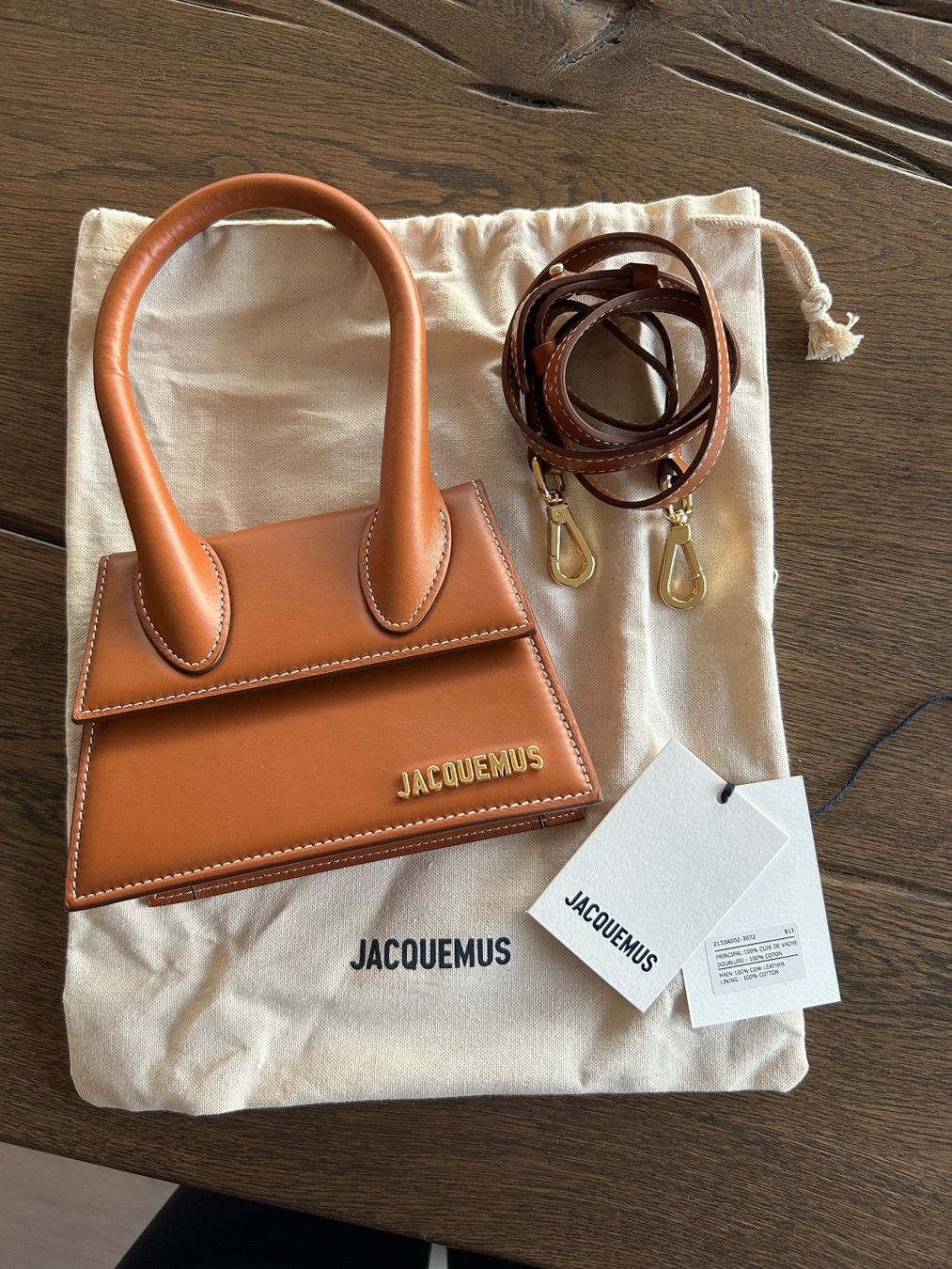Jacquemus Taschen für Damen: Jacquemus - The medium Chiquito – Neu und originalverpackt aus Stäfa von Goldkuesten_Boutique