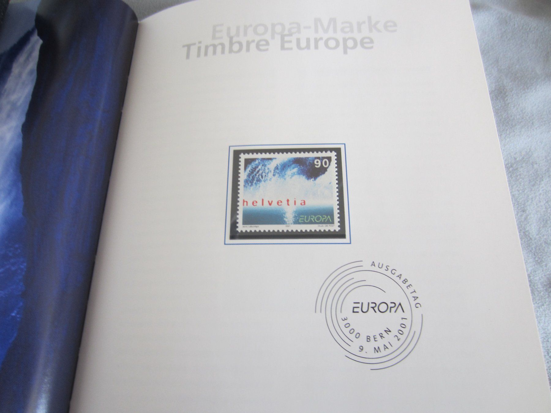 Tutti i francobolli: Briefmarken Jahres buch 2001 – Usato da Rupperswil venduto da Ema10 6