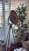 Stehlampe Dreibein schwarz/gold guter Zustand