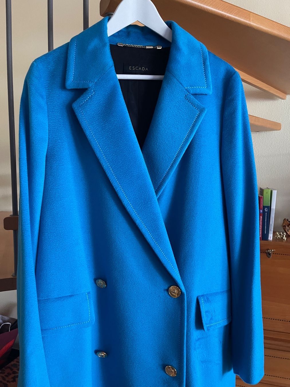 Escada Cappotti: ESCADA KURZMANTEL AUS 100% VIRGINWOOL – Nuovo (secondo la descrizione) da Zürich venduto da STYLEHAUS