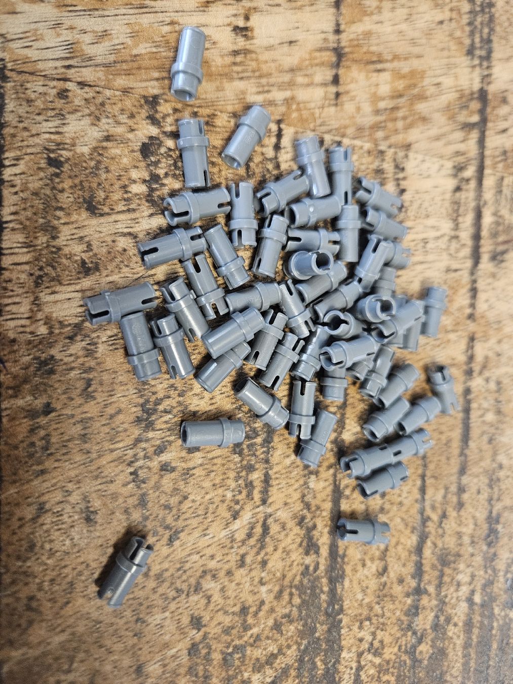 Lego Kit di costruzioni: lego 32002 lot de 50 pièces Dark Bluish Gray Technic, – Usato da Confignon venduto da Ecrofigs