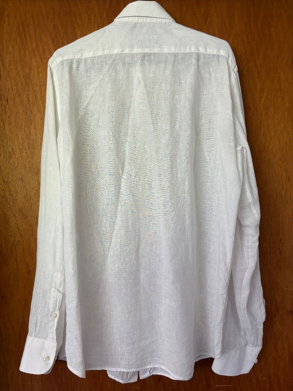 Chemises: Chemise 100% lin , taille 42/ L – D'occasion à Auvernier par Arocc 1