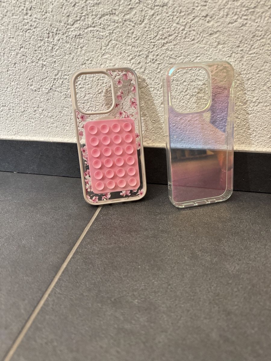 Cover & Protezioni schermo: 3 iPhone 15 Pro Hüllen – Usato da Deitingen venduto da Resi77 3