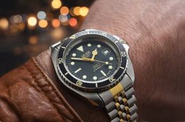 Heuer Professional 200m 980.021, monnin case 944 vintage 80s