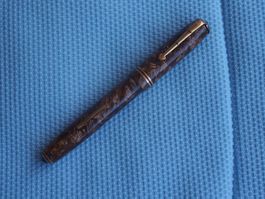 Magnifique stylo-plume avec plume Mabie-Todd