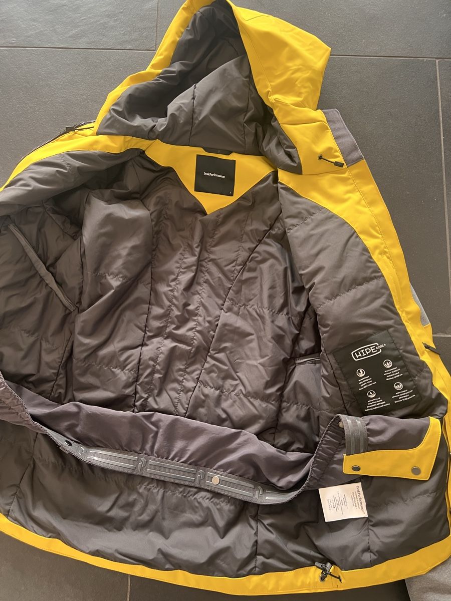 Peak Performance Giacche: Peak Performance Damen Gr. L – Usato da Wolfhausen venduto da Starlake 1