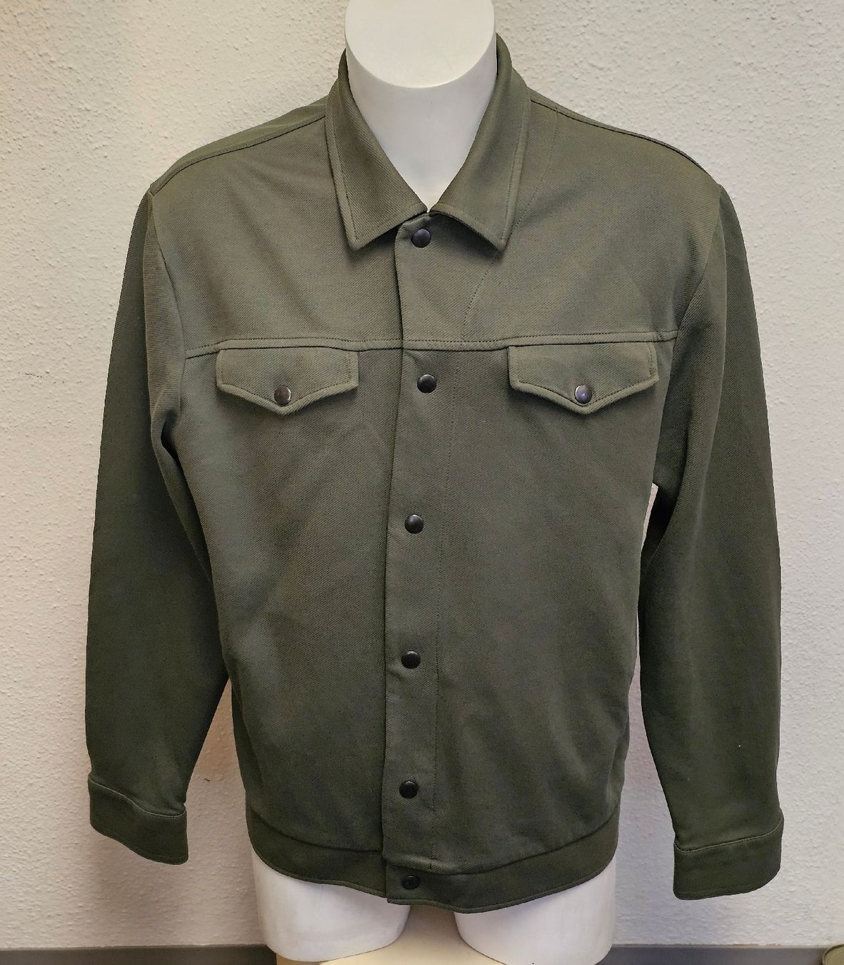 Giacche: WE Overshirt / Hemdjacke Khaki Gr. XL – Usato da Urdorf venduto da ole_mrp9 8