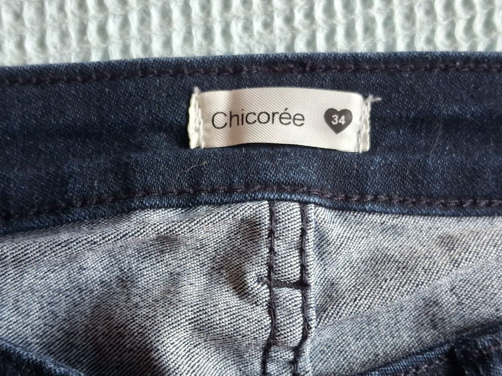 Jeans: Pantalon jeans noir taille 34 marque Chicorée  – Usato da Villiers venduto da san_jn5w 3