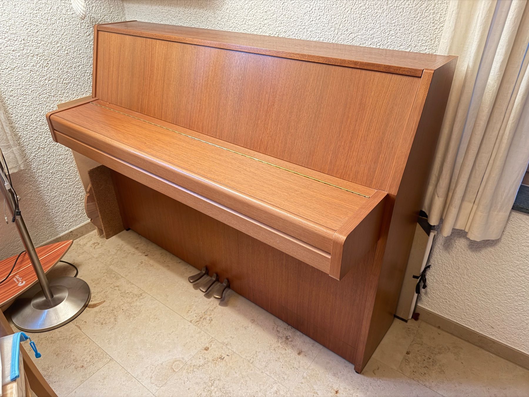Yamaha Strumenti musicali: Klavier - Yamaha M1JR – Usato da Wetzikon ZH venduto da ren_9jt6