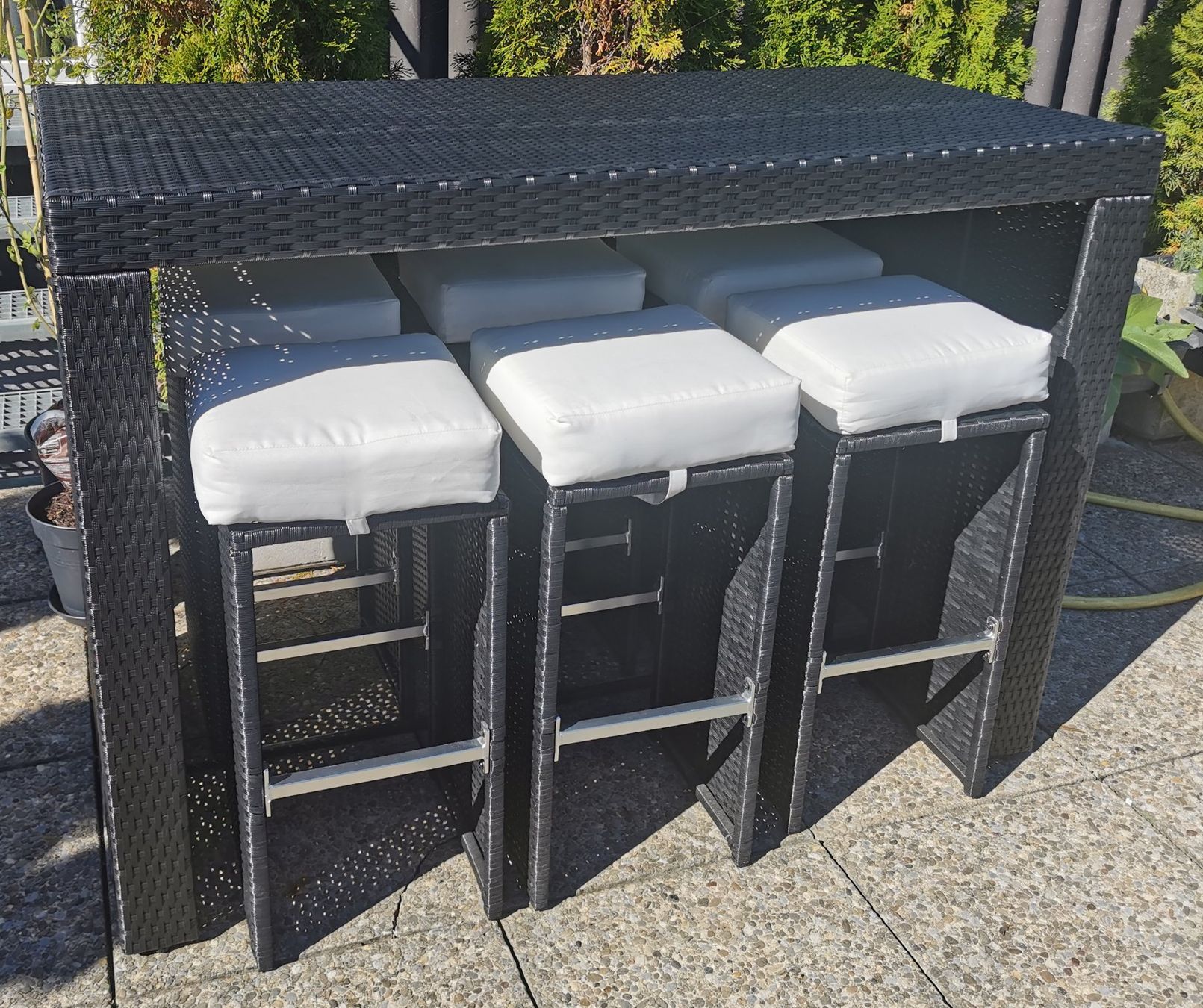 Set di tavolo e panche: Rattan Gartenbar Set (Bartisch + 6 Hocker) – Usato da Oberlunkhofen venduto da fashionbee