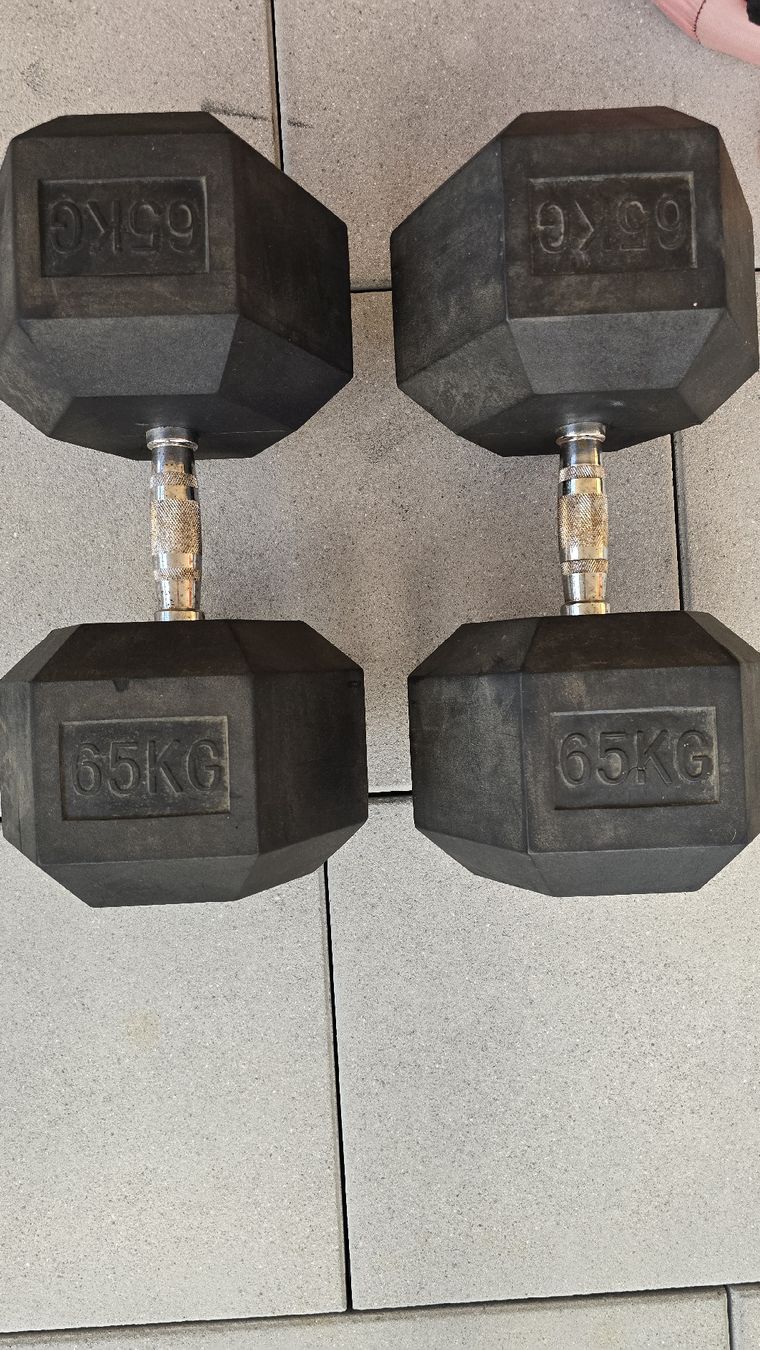 Hanteln & Gewichte: 2×65kg – Gebraucht aus Baldegg von tse_xqc5
