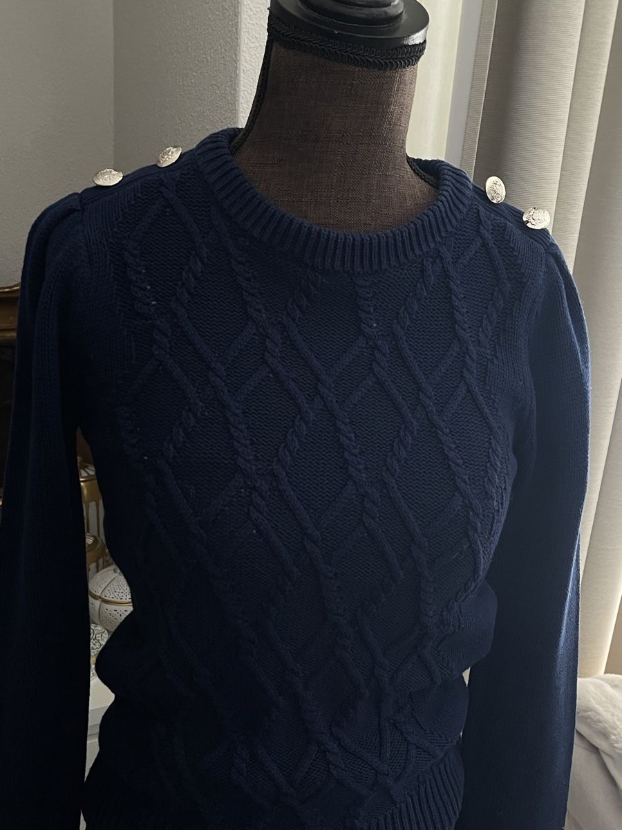 Maglioni & Felpe: OASIS – Dunkelblauer Strukturpullover mit Zierknöpfen – Usato da Winkel venduto da Glamour-Style 4