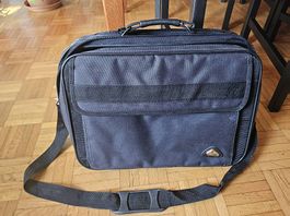 Serviette de transport, ordinateur portable, etc.