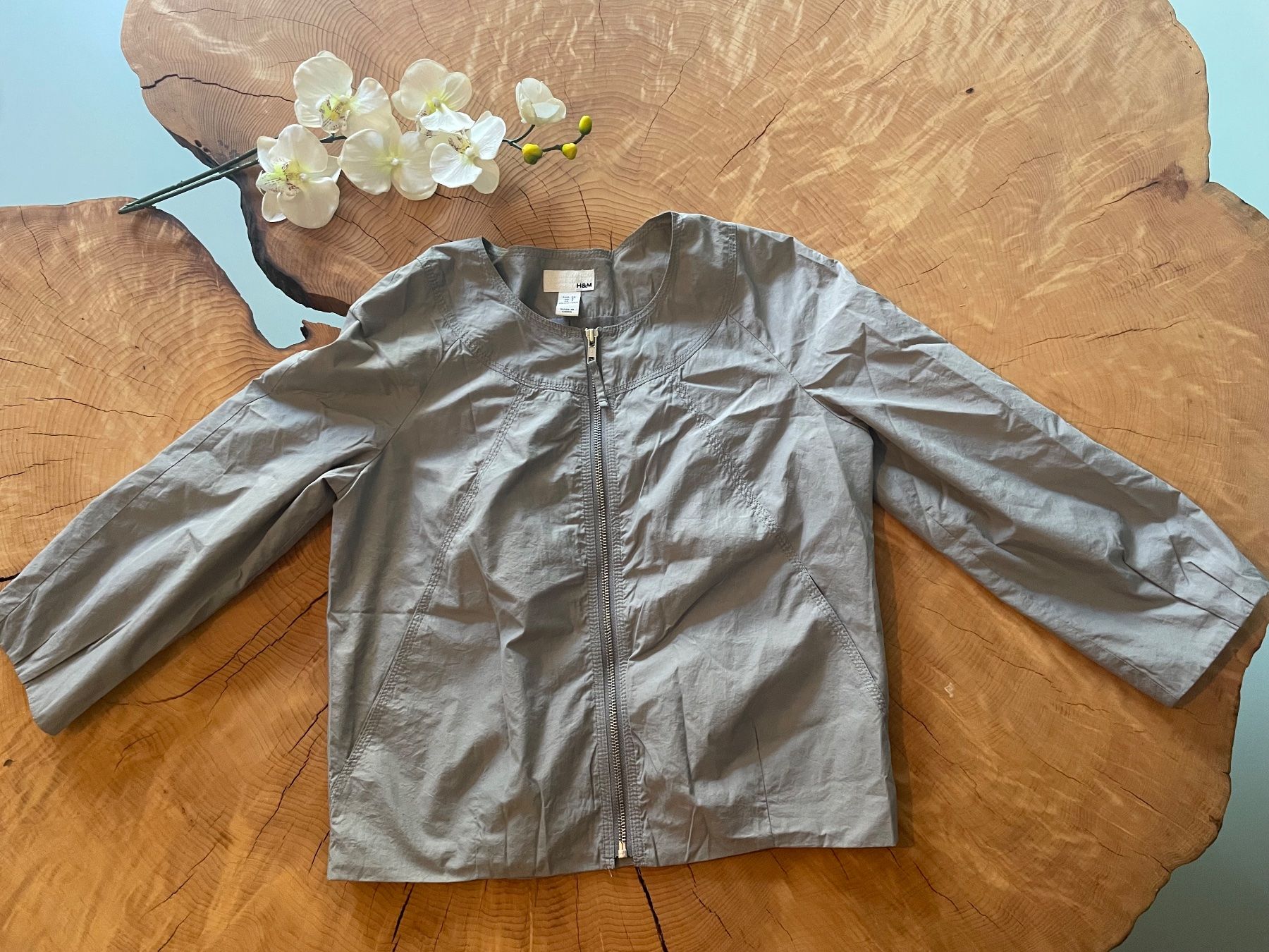 H&M Jacken: Graue Bomberjacke H&M Gr. 38 / Veste grise courte – Gebraucht aus Zürich von AnnaSa 3