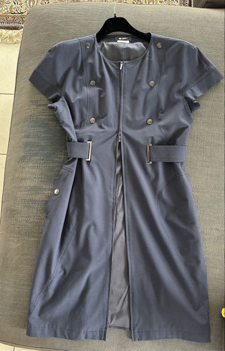 Kleider: Karl Lagerfeld Kleid – Gebraucht aus Bäch SZ von ruslena29 1