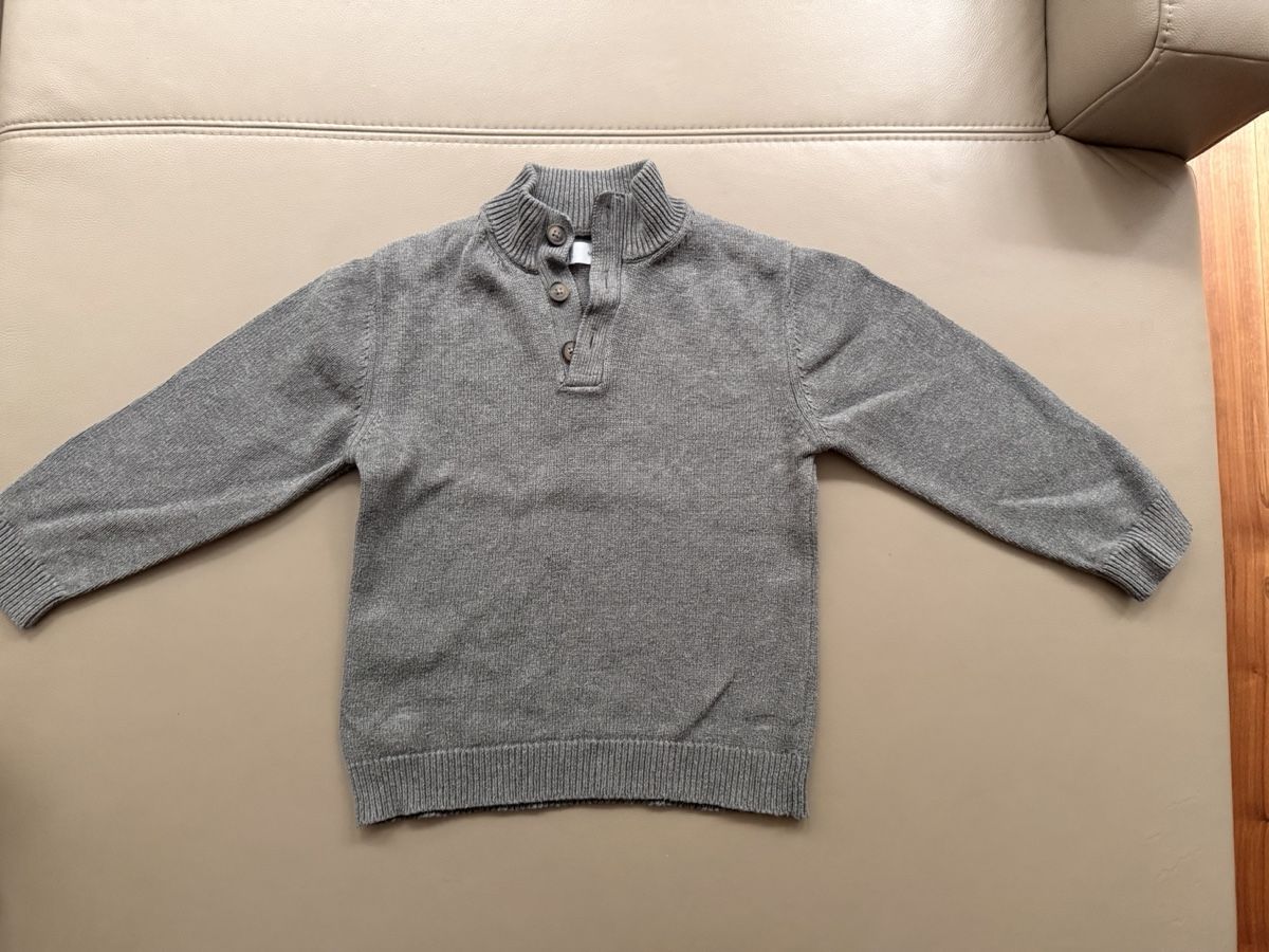 Pulls et sweat-shirts: Pullover Grey Sweater Size 116 Very Good Condition – D'occasion à Diessenhofen par mar_8cyl