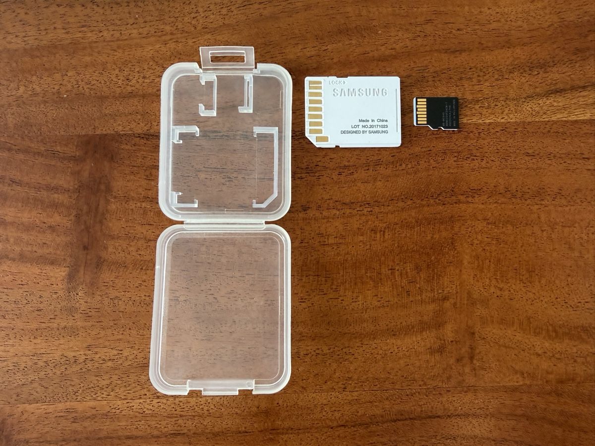 Samsung Speicherkarten: Samsung EVO microSD 64 GB + SD-Adapter + Schutzhülle – Gebraucht aus Gossau SG von Alex_Tech 3