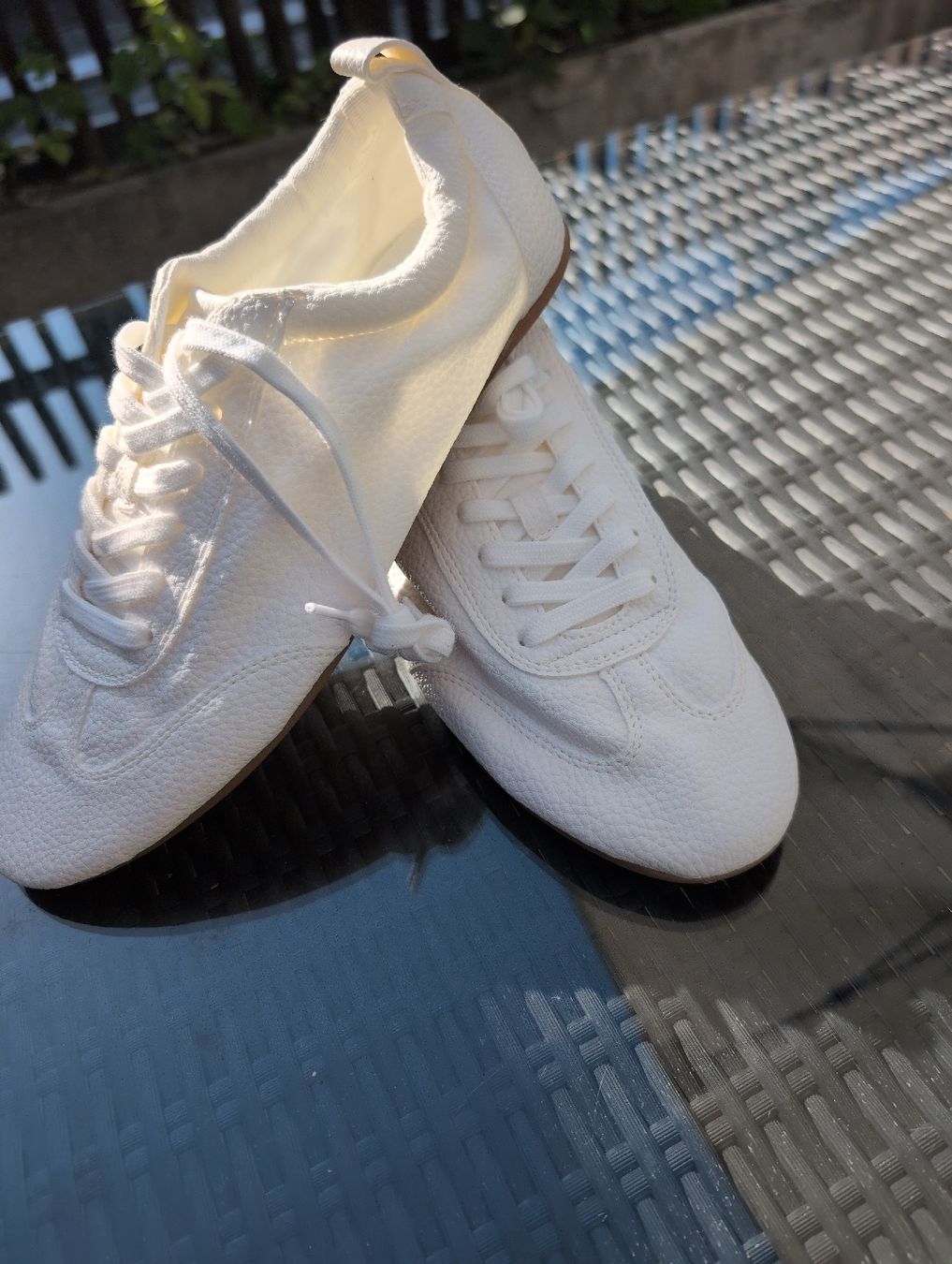 Scarpe da donna: Baskets Zara blanches taille 39, neuves. – Nuovo e nell'imballaggio originale da Bassersdorf venduto da pca_cz6q 1