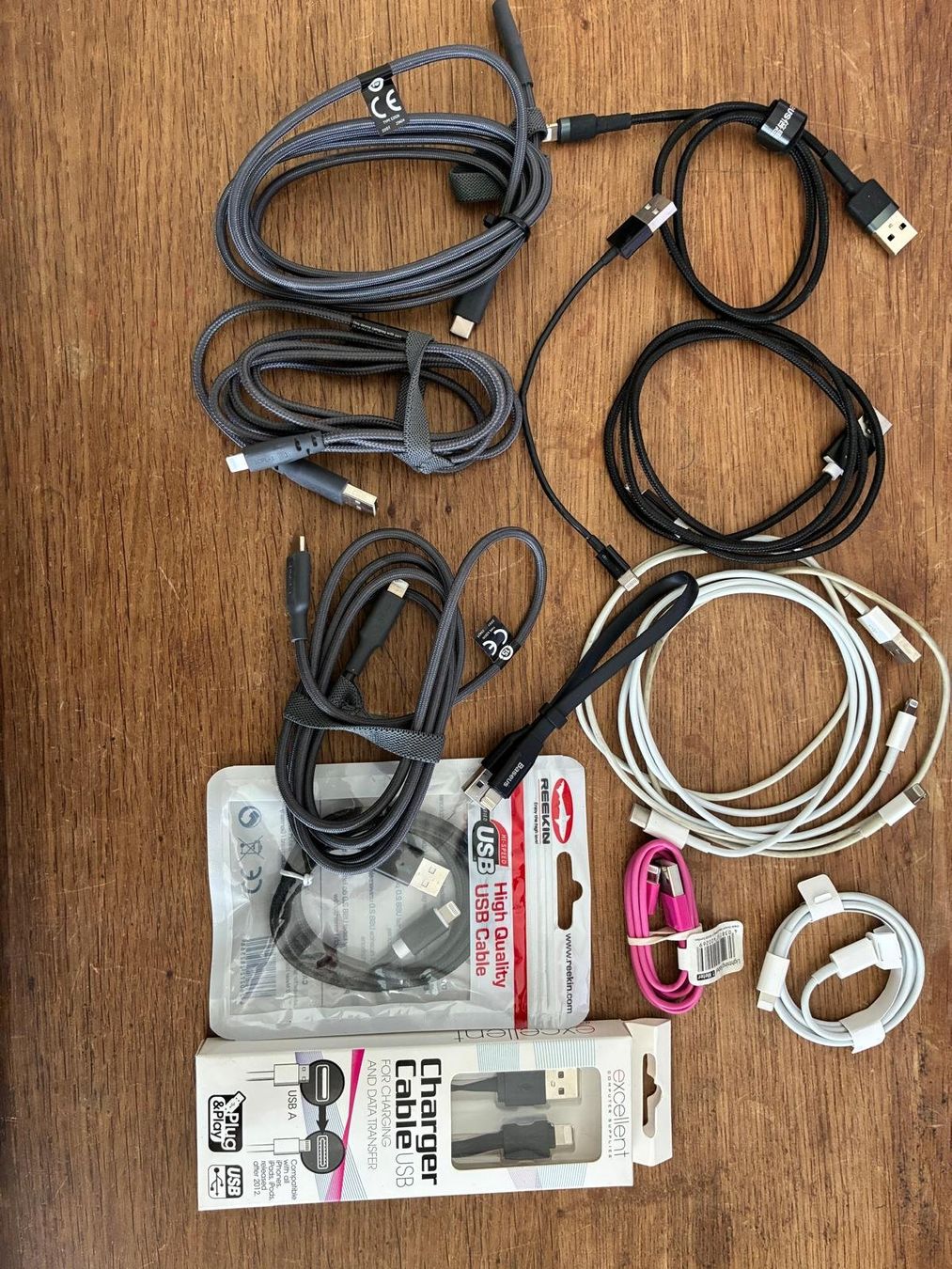 Apple Cavi: Iphone Ladekabel – Usato da Kirchberg SG venduto da Djidefix 4