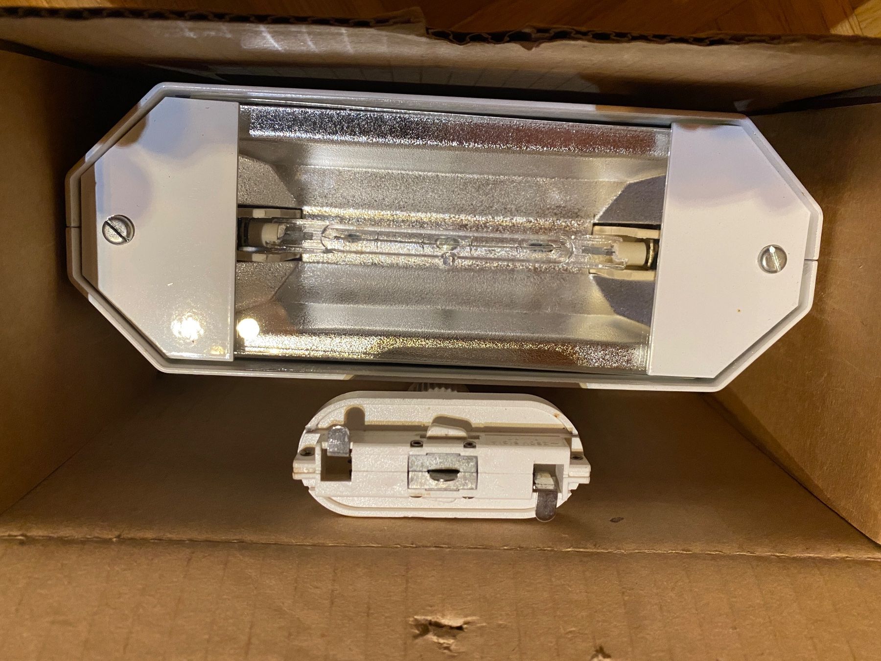 Lampade: Halogenstrahler – Usato da Brislach venduto da hueg54 7