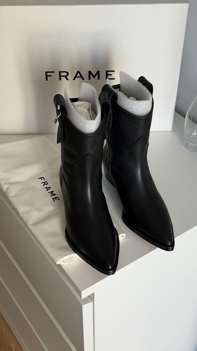Damenschuhe: Frame leather boots  – Neu und originalverpackt aus Paradiso von viorea 4