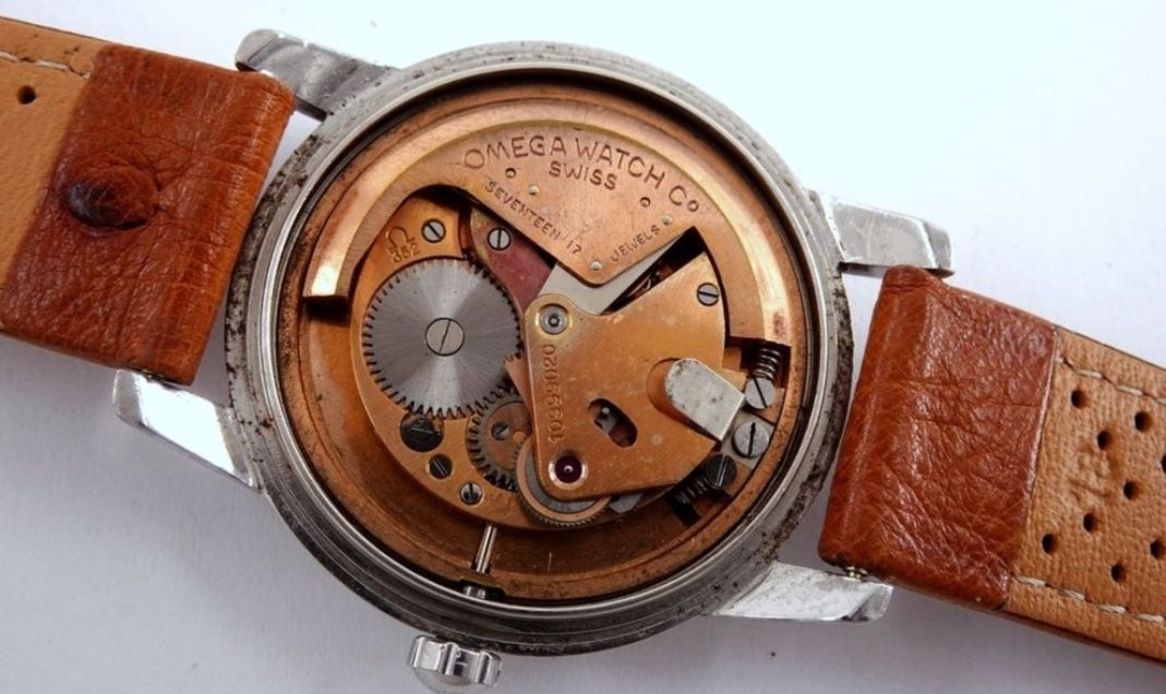 Omega Montres: Montre Omega Bumper 1944  – D'occasion à Carouge GE par aditzoff 5