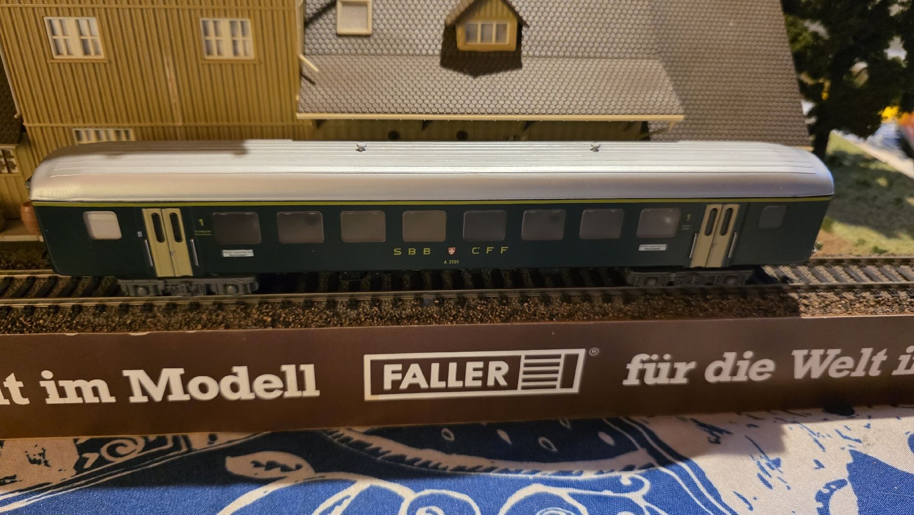 Märklin Modellini di ferrovie: märklin 4066 SBB Personen Wagen – Usato da Meikirch venduto da Drystan 1
