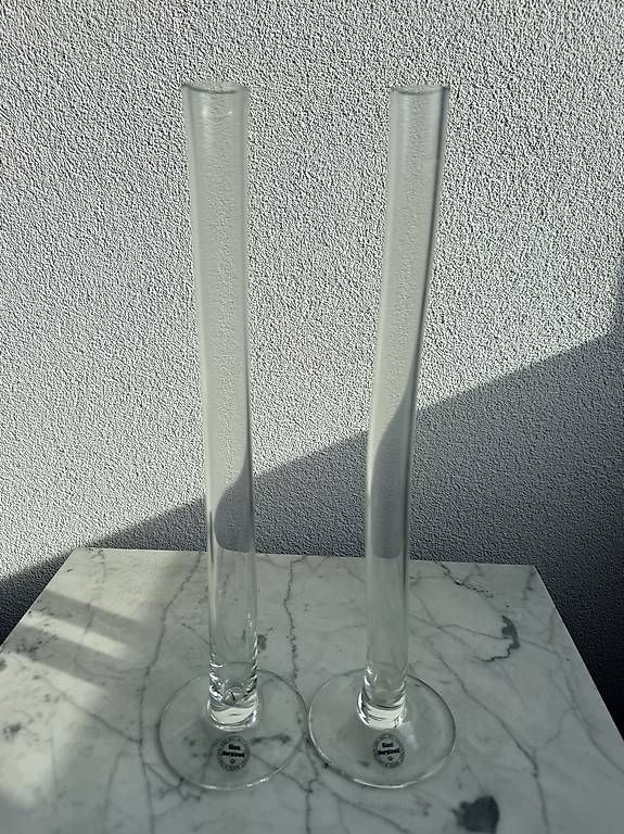 Vase & Récipients: Blumenvasen für Einzelblumen – D'occasion à Eschlikon TG par Modos