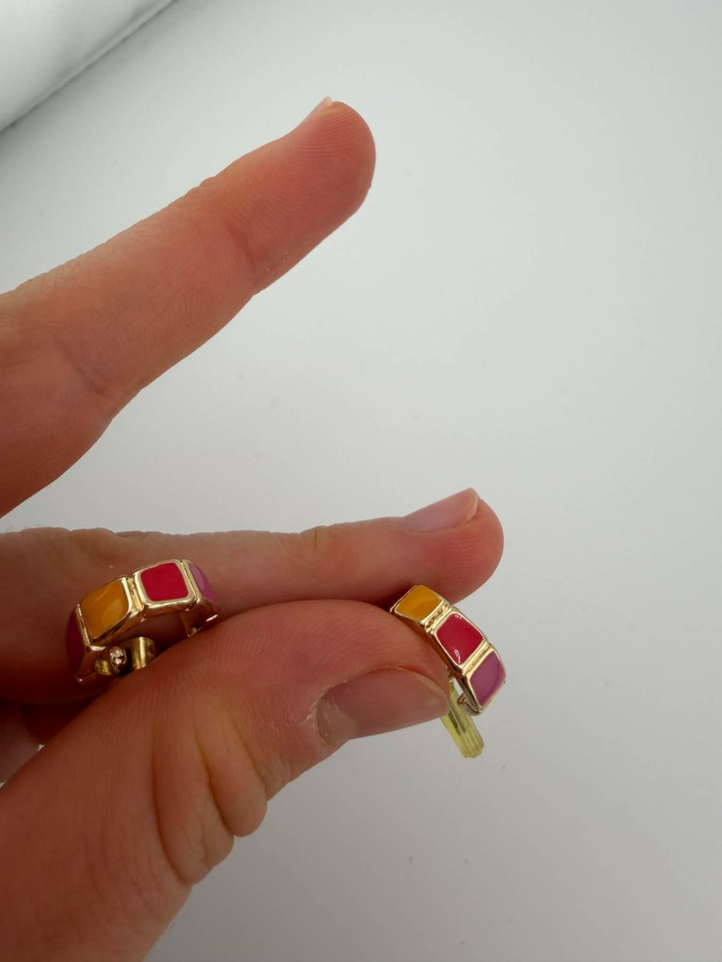Orecchini pendenti & Orecchini a lobo: Ohrclips mit Farbakzenten 🌸 – Nuovo e nell'imballaggio originale da Riehen venduto da edu_92w7