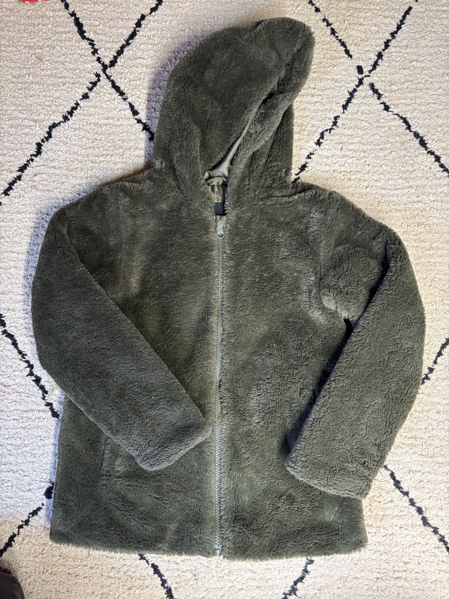 Name It Vestes & Manteaux: Flauschige Jacke Gr. 128 – D'occasion à Netstal par ali_x5fx
