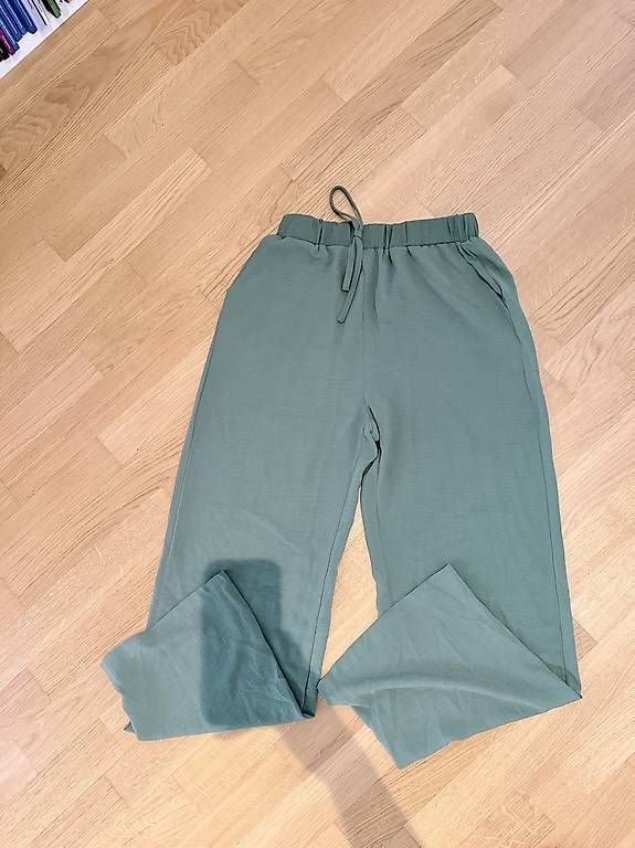 Pantaloni: Damen Hose Gr.M – Usato da Langenthal venduto da AliceAmmann