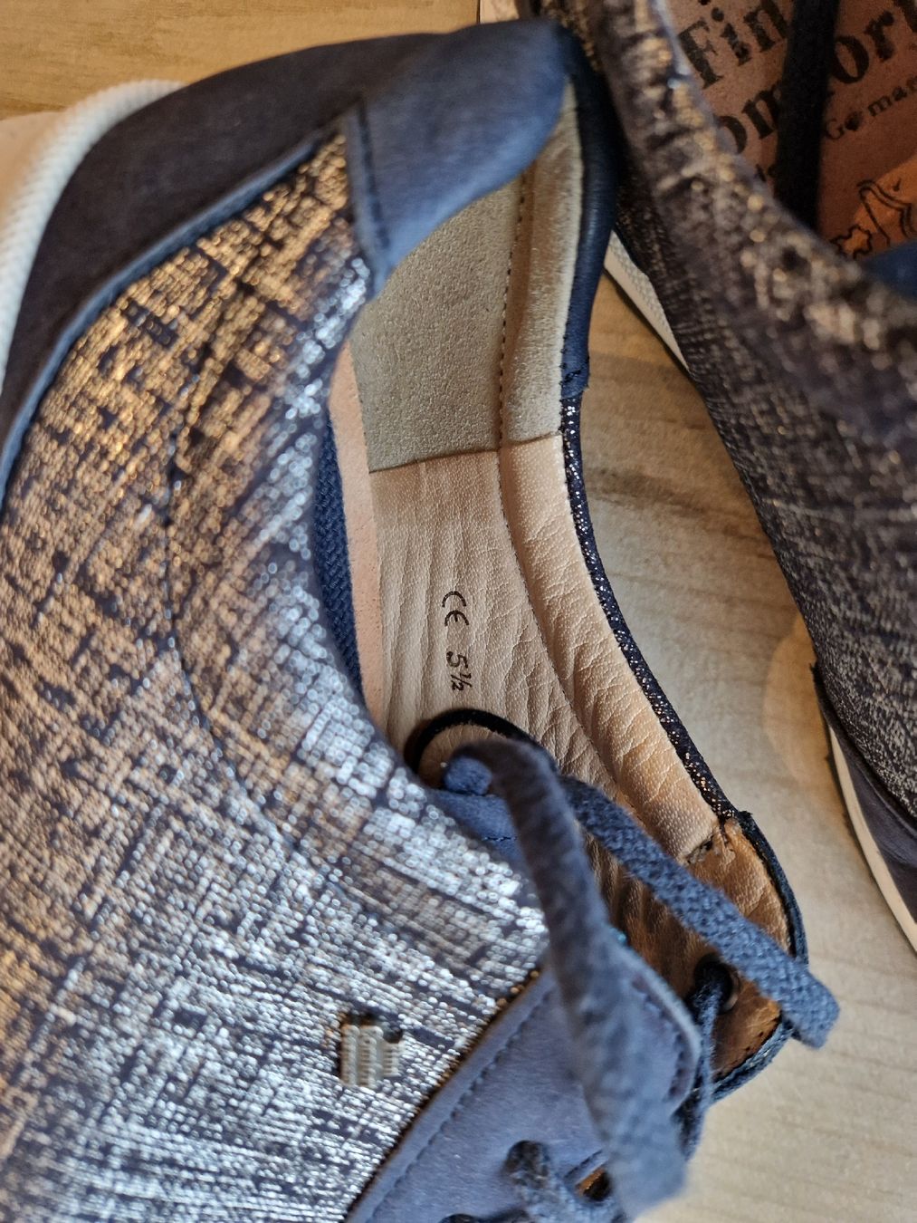 Damenschuhe: Finnfort Halbschuhe blau gemustert – Gebraucht aus Roggliswil von bi10do 4