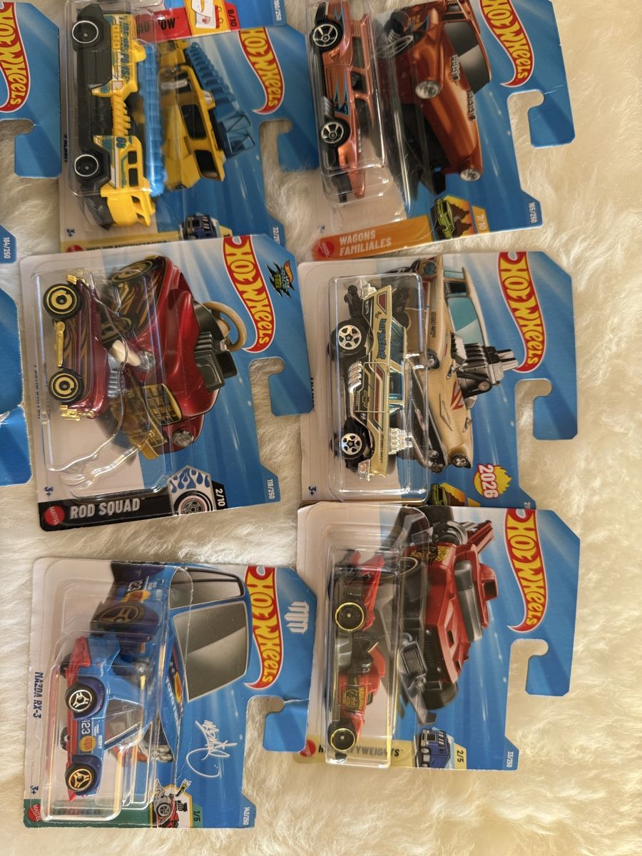 Hot Wheels Giocattoli: 13 Hot Wheels / neu  – Nuovo (secondo la descrizione) da Olten venduto da ale_nb2x 2