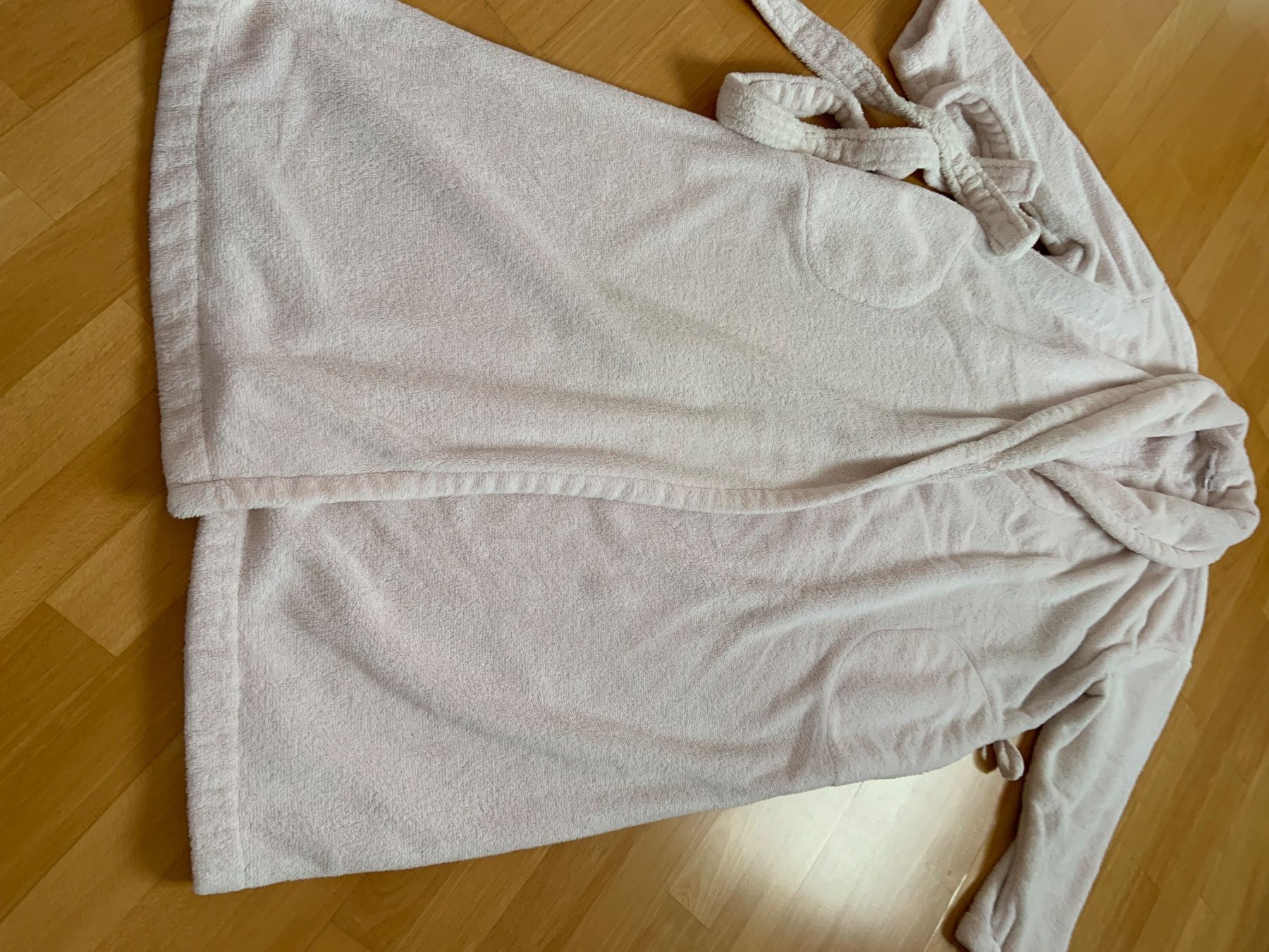 Beldona Accappatoi: Robe de chambre chaude – Usato da Ecublens VD venduto da timily 5