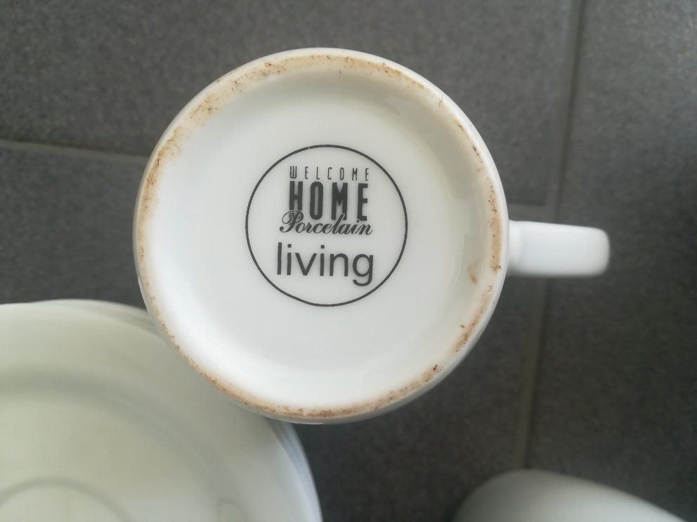 Tassen: 4 Mugs Kaffee oder Tee – Gebraucht aus Russikon von wanda2006 1