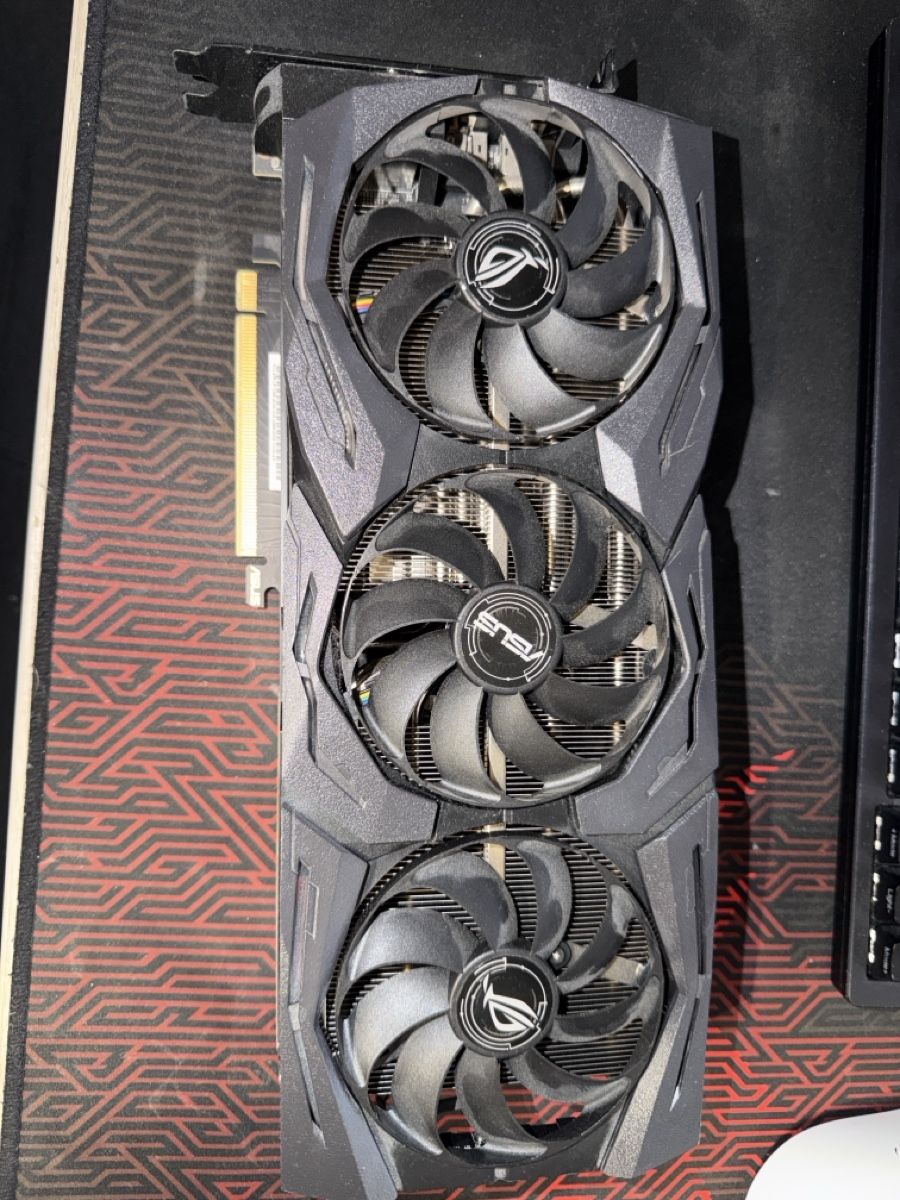 Asus Schede grafiche: Asus RTX 2080 8GB – Usato da Unterengstringen venduto da Pointer001 2