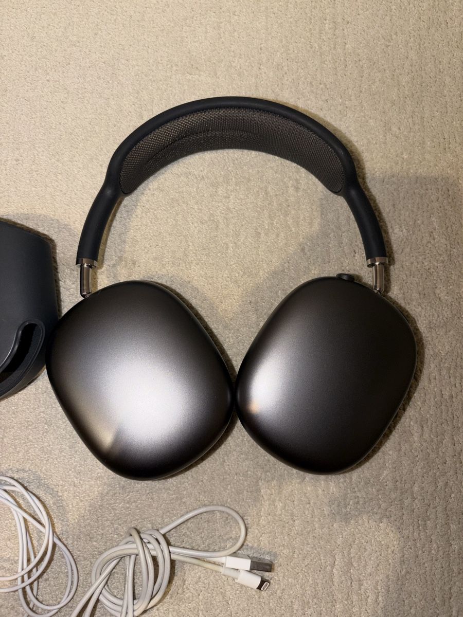 Apple Cuffie: Apple Airpods Max Mitternacht – Usato da Visperterminen venduto da lgresell 1