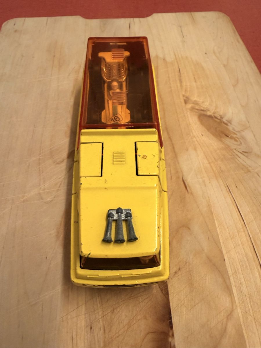 Matchbox Modellautos: Matchbox Superkings Renntransporter – Gebraucht aus Wabern von Housi78 1