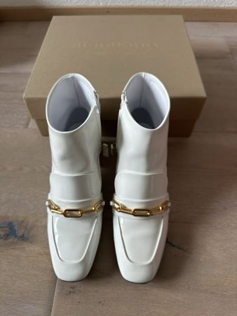 Burberry boots