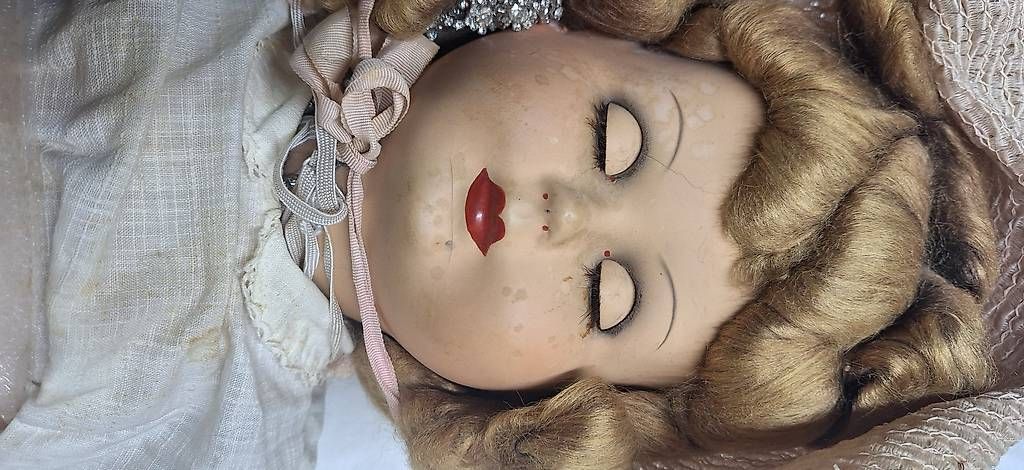 Puppen: Poupee – Gebraucht aus Perroy von sib_rrf2 1
