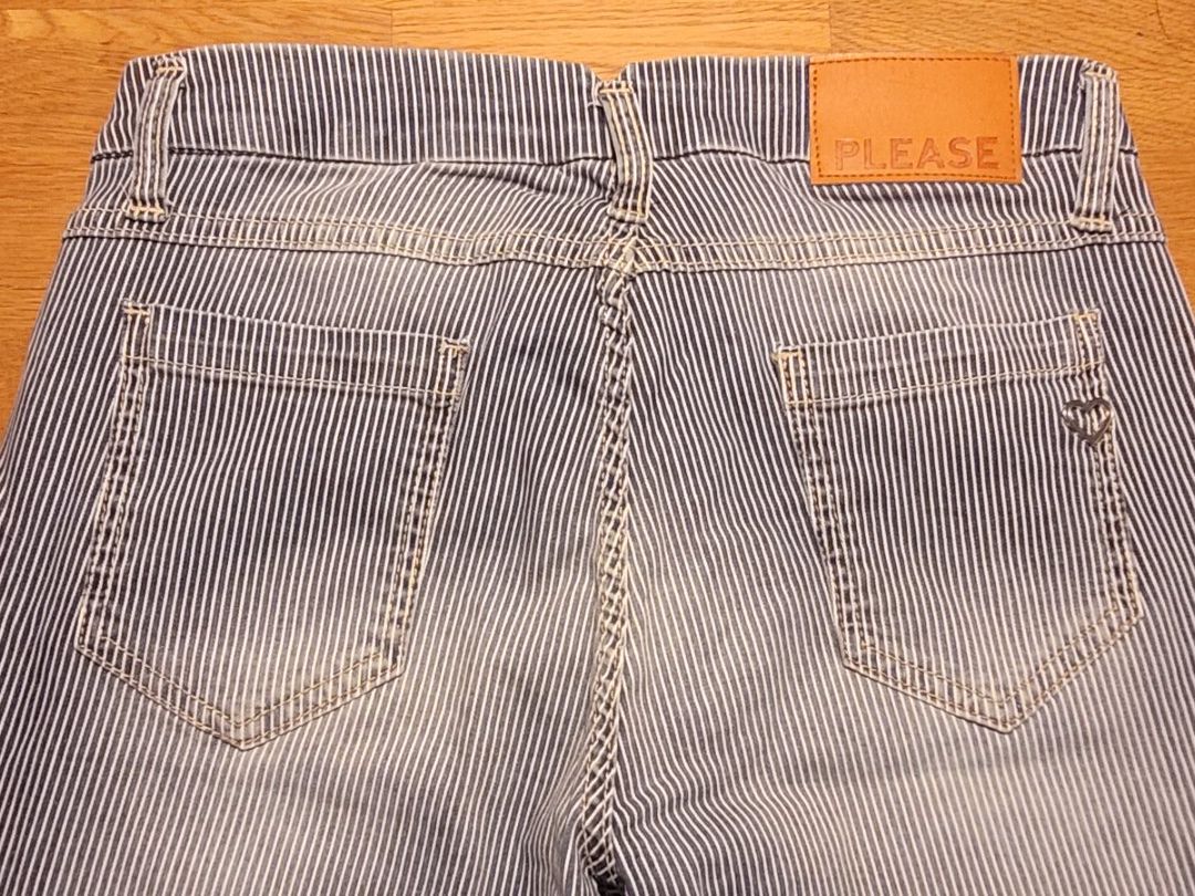 Please Jeans Jeans: Please Jeans – Gebraucht aus Olten von ali_p5tn 2
