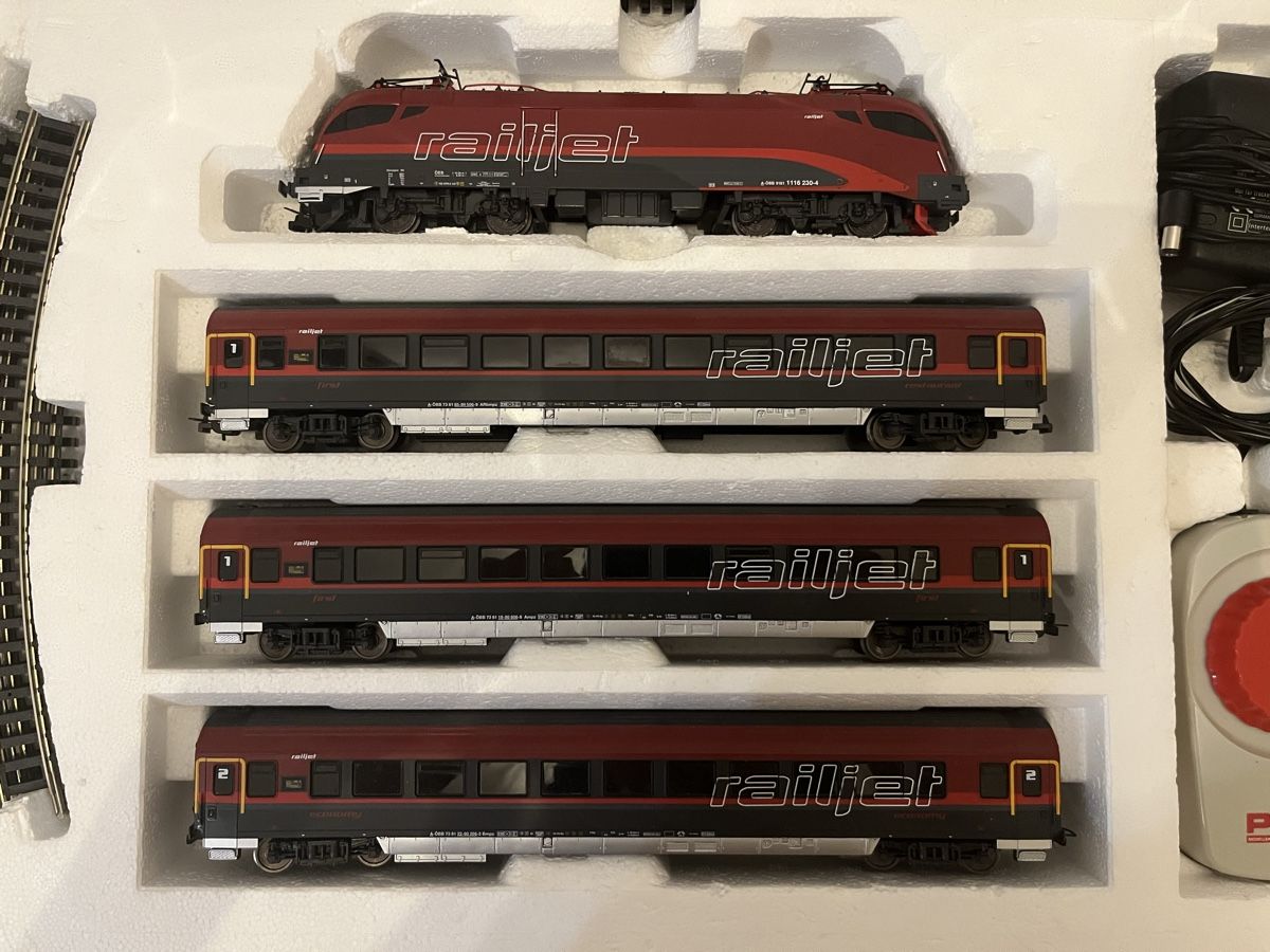 Piko Modelleisenbahnen: Piko „Railjet“ Startset – Gebraucht aus Stans von Schwalmis2246 7