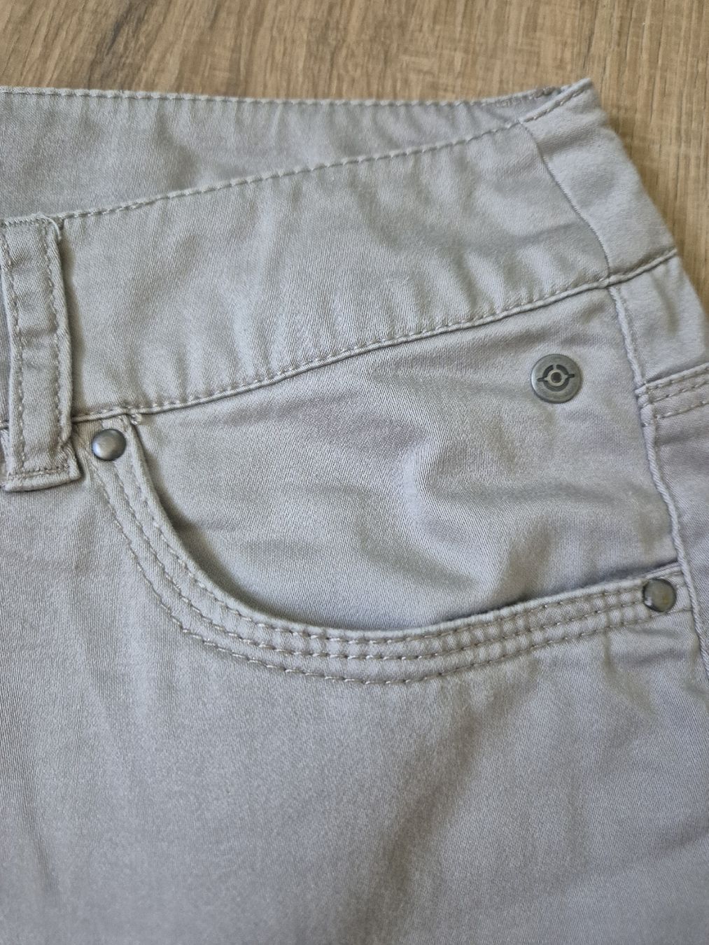 Gonne: Jupe, Gr. 38, beige, Minirock – Usato da Adliswil venduto da Stardust11 1