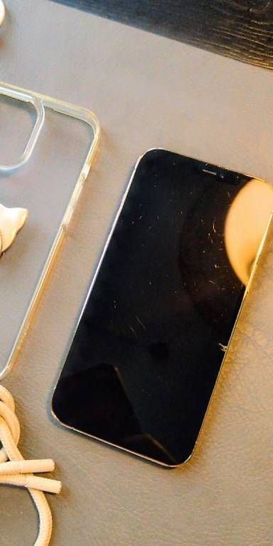 Portables: iPhone 12 Pro  – D'occasion à geneve par mat_5vqv 1