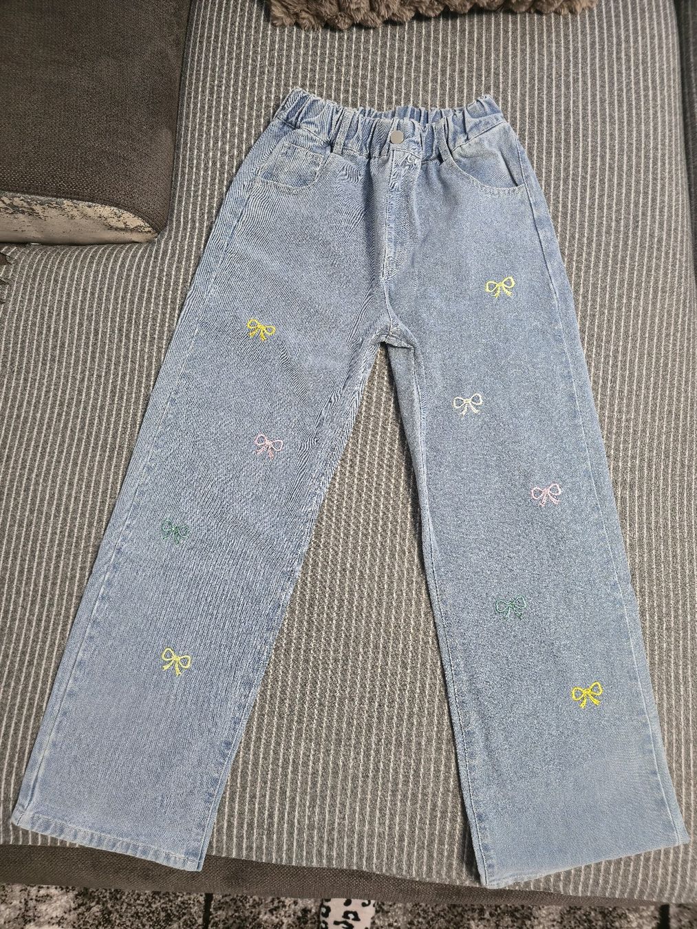 Pantaloni: Jeans Neu 160 – Nuovo (secondo la descrizione) da Ehrendingen venduto da Ince2016