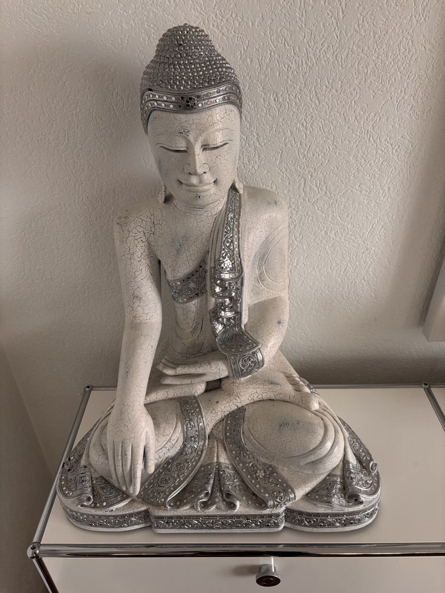Statuette: Buddha Figur – Usato da Dielsdorf venduto da Nlj2 2