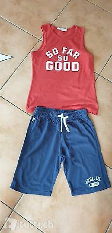 Lotti & Set di vestiti: Thiyshirt und Hose Set Gr 140/146 – Usato da Gamprin venduto da man_j9fr