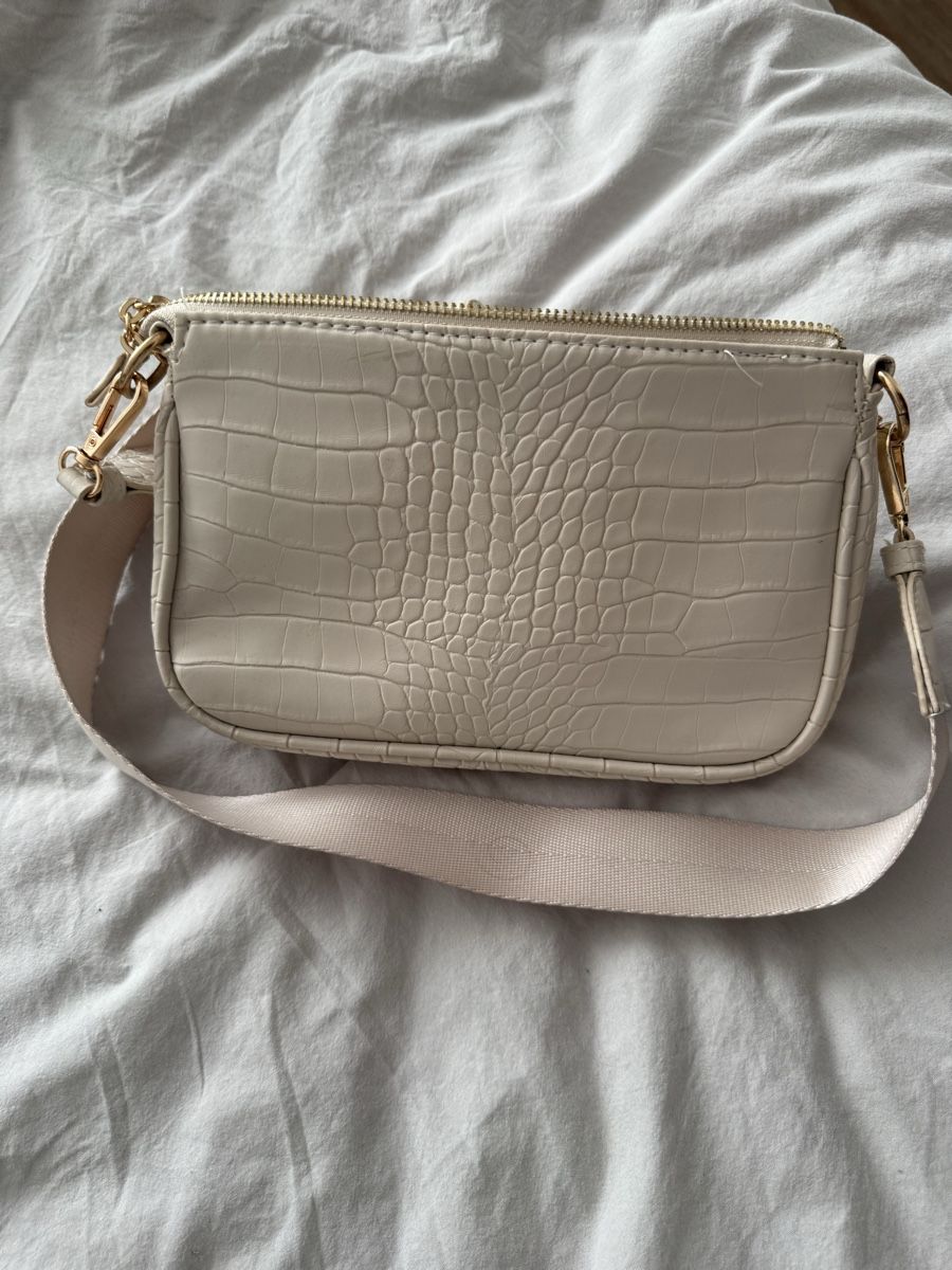 Taschen für Damen: Hell beige tasche – Neu (gemäss Beschreibung) aus Sierre von jen_w8vt 2