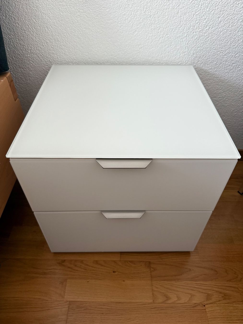 Micasa Comodini: Modul Nachttisch weissglas – Nuovo (secondo la descrizione) da Ostermundigen venduto da ziara85 1