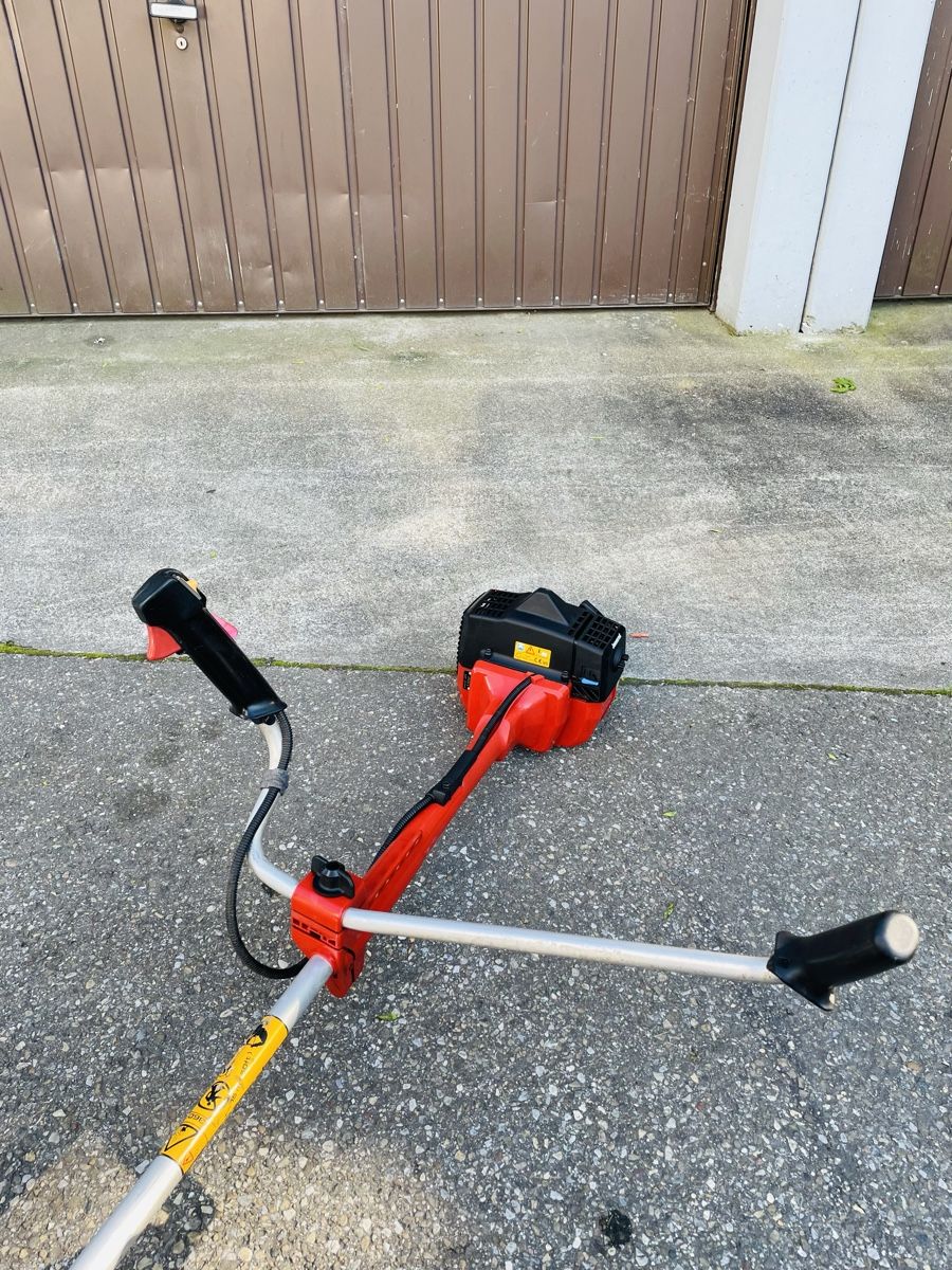 Husqvarna Tutti gli attrezzi: Rasentrimmer Jonsered GR320 – Usato da Würenlos venduto da Shop_Shop 3